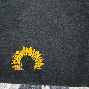 Short sleeve scrub graphic tee